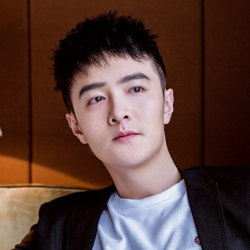 不止是合租的关系肃度