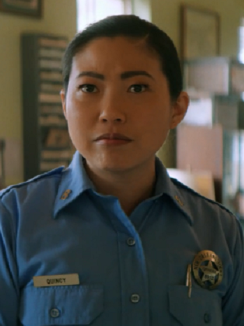 雷恩菲尔德丽贝卡&middot;昆西