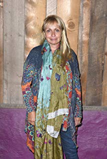 一个唱，一个不唱Marie