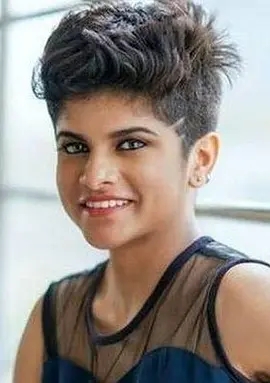 宝莱坞机器人2.0：重生归来CollegeStudent