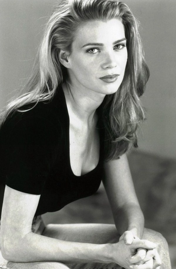 迷雾阿曼达&middot;丹弗里斯