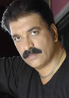 宝莱坞机器人2.0：重生归来PoliceInspector